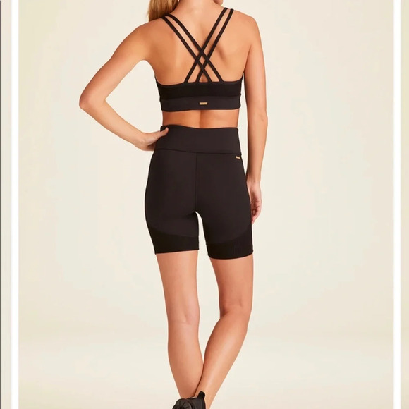 NWT $80 Alala Peak Bra in Black/ Black Rib - Size Small - Picture 4 of 10